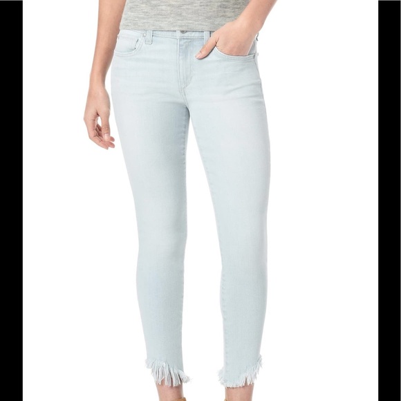 NEW Joe’s The Icon Chewed Hem Mid Rise Skinny Crop - Picture 10 of 10